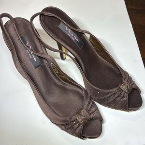Nina New York Women's Brown Peep Toe Slingback Heels.     Used good condition